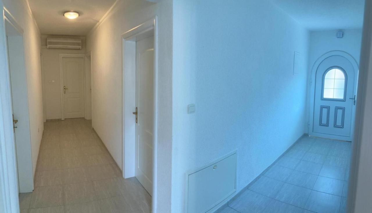 شقة Angela'S House زادار المظهر الخارجي الصورة